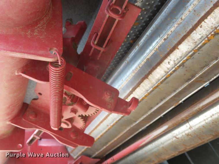 image for item DG0194 2008 New Holland BR7090 round baler