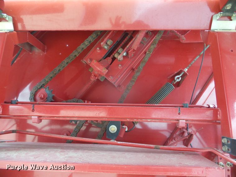 image for item DG0194 2008 New Holland BR7090 round baler