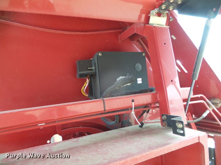 image for item DG0194 2008 New Holland BR7090 round baler