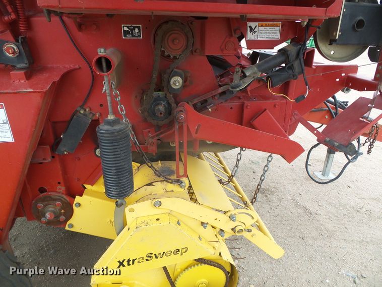 image for item DG0194 2008 New Holland BR7090 round baler