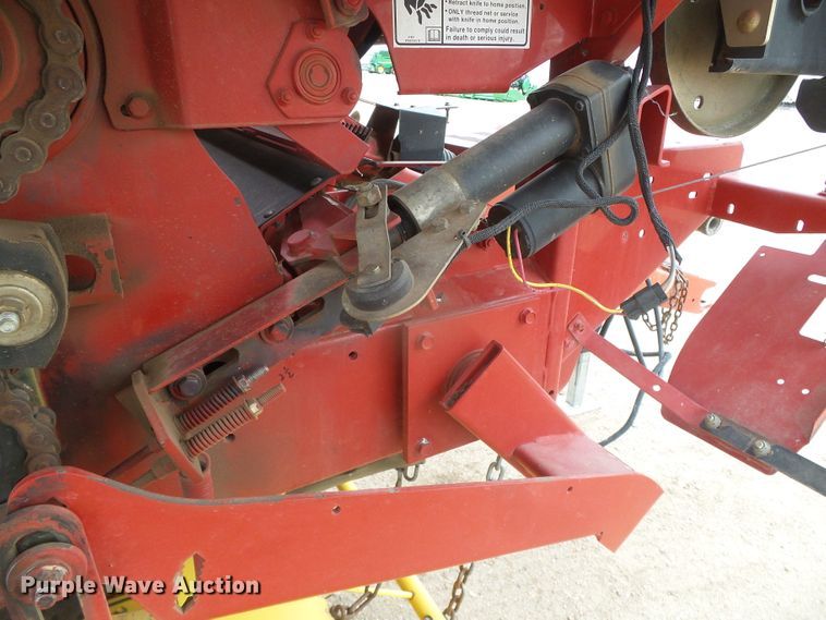 image for item DG0194 2008 New Holland BR7090 round baler