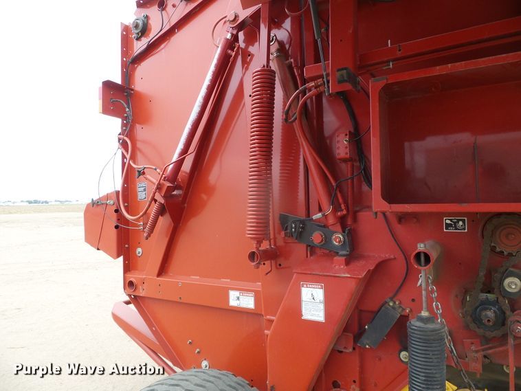 image for item DG0194 2008 New Holland BR7090 round baler