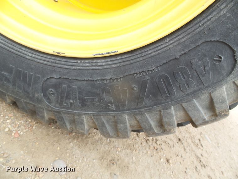 image for item DG0194 2008 New Holland BR7090 round baler