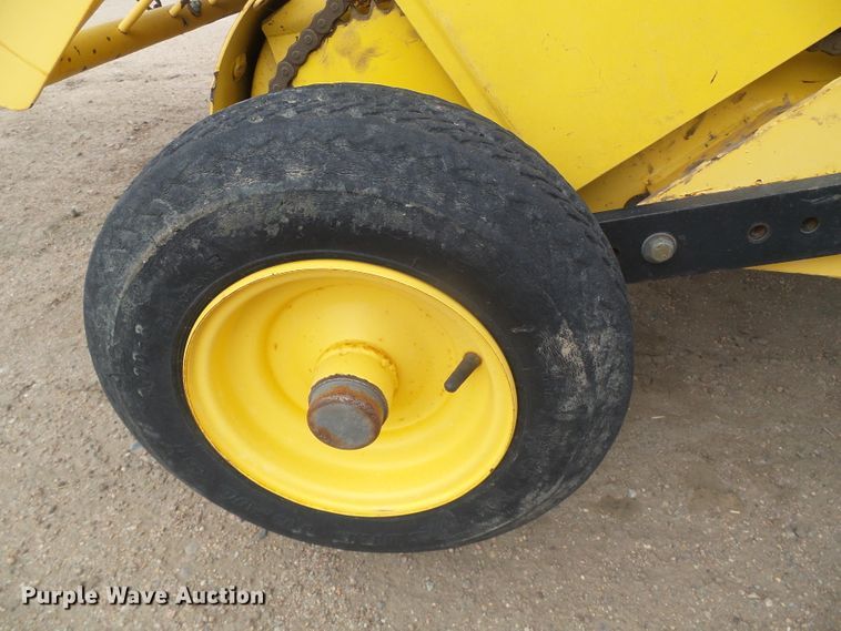 image for item DG0194 2008 New Holland BR7090 round baler