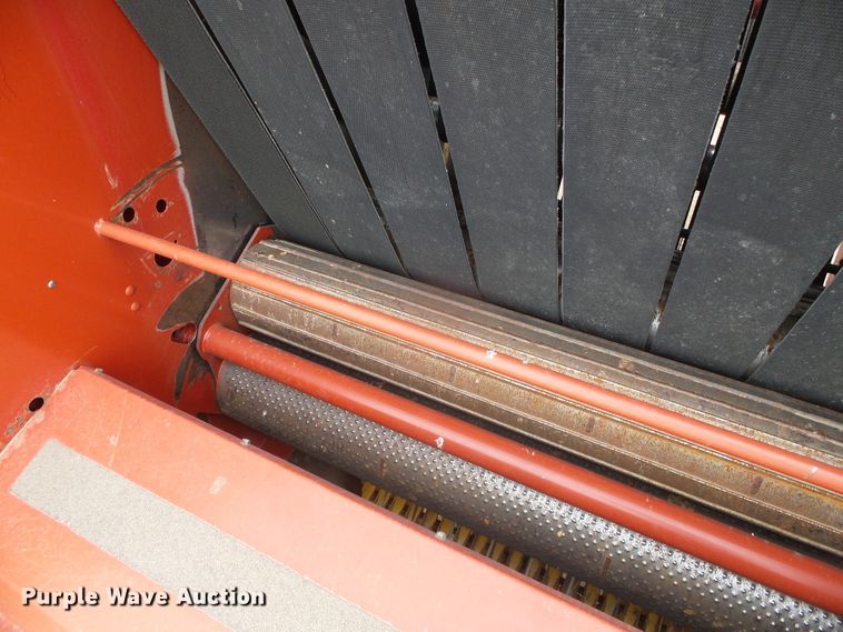 image for item DG0194 2008 New Holland BR7090 round baler