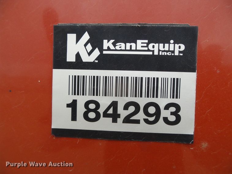 image for item DG0194 2008 New Holland BR7090 round baler