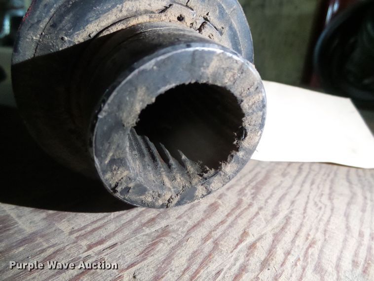 image for item DG0194 2008 New Holland BR7090 round baler