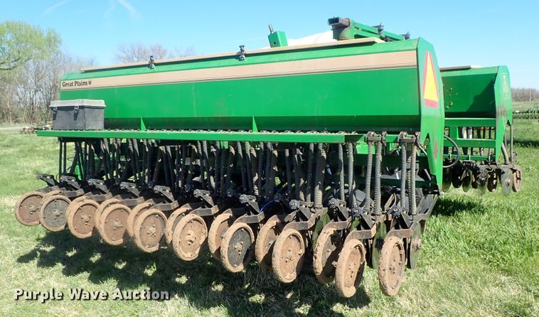 image for item DG3112 Great Plains Solid Stand 24 grain drill