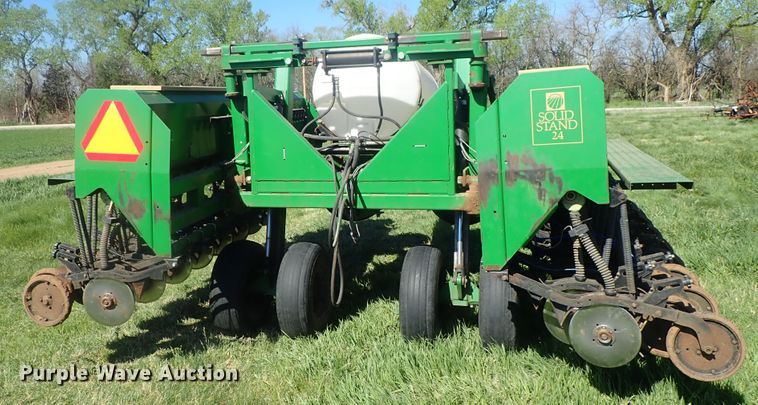 image for item DG3112 Great Plains Solid Stand 24 grain drill