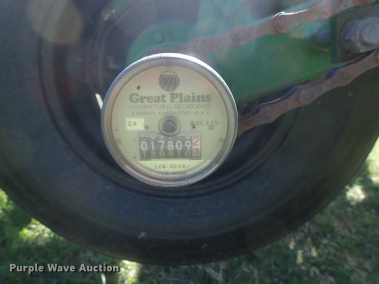 image for item DG3112 Great Plains Solid Stand 24 grain drill