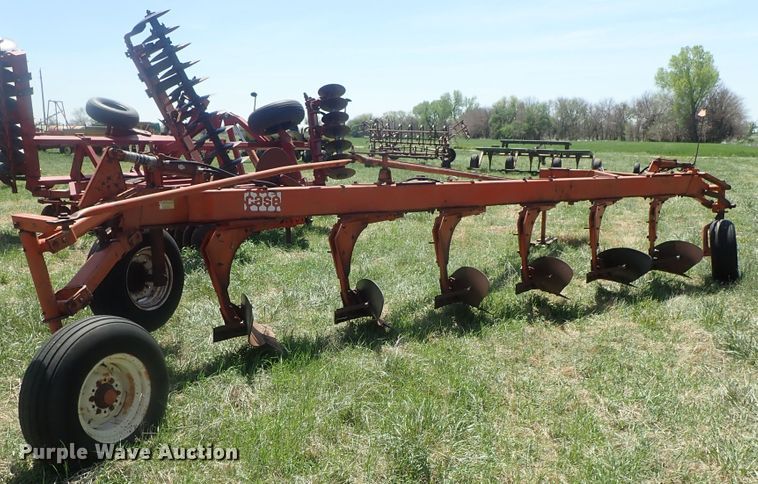 image for item DG3124 Case six bottom plow