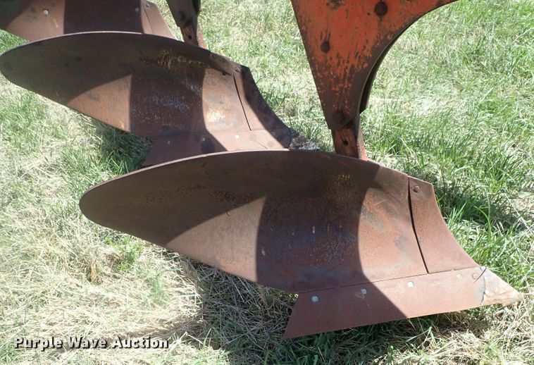 image for item DG3124 Case six bottom plow
