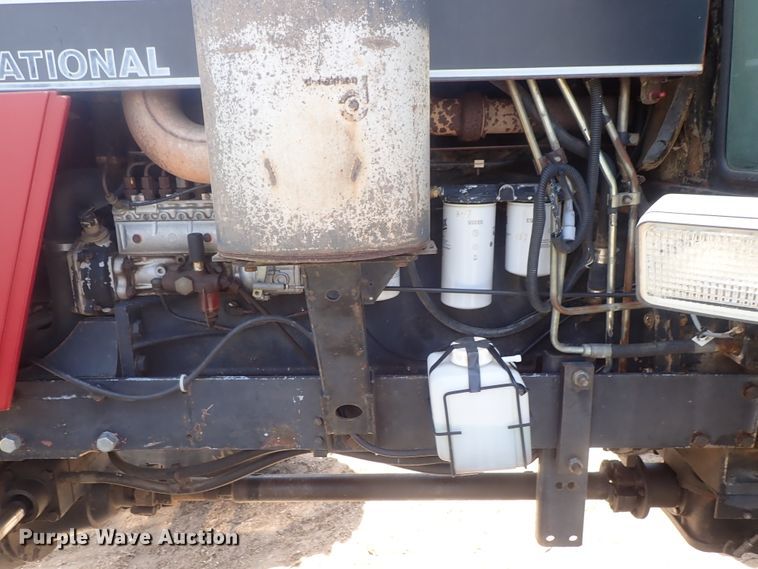 image for item DG3145 1987 Case IH 2294 MFWD tractor