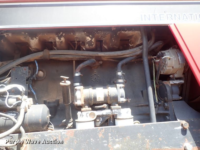 image for item DG3145 1987 Case IH 2294 MFWD tractor