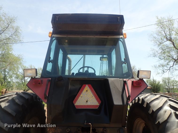 image for item DG3145 1987 Case IH 2294 MFWD tractor