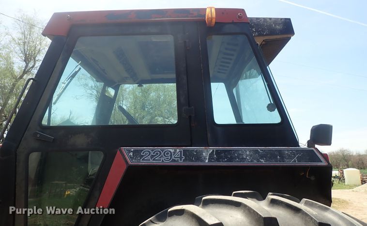 image for item DG3145 1987 Case IH 2294 MFWD tractor