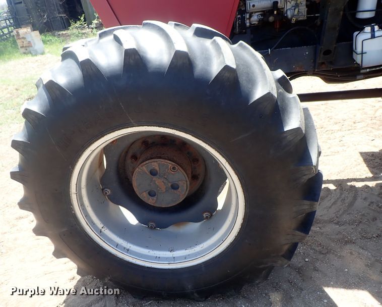 image for item DG3145 1987 Case IH 2294 MFWD tractor