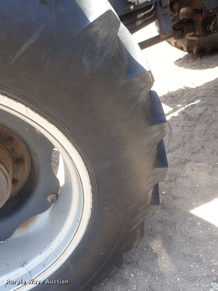 image for item DG3145 1987 Case IH 2294 MFWD tractor