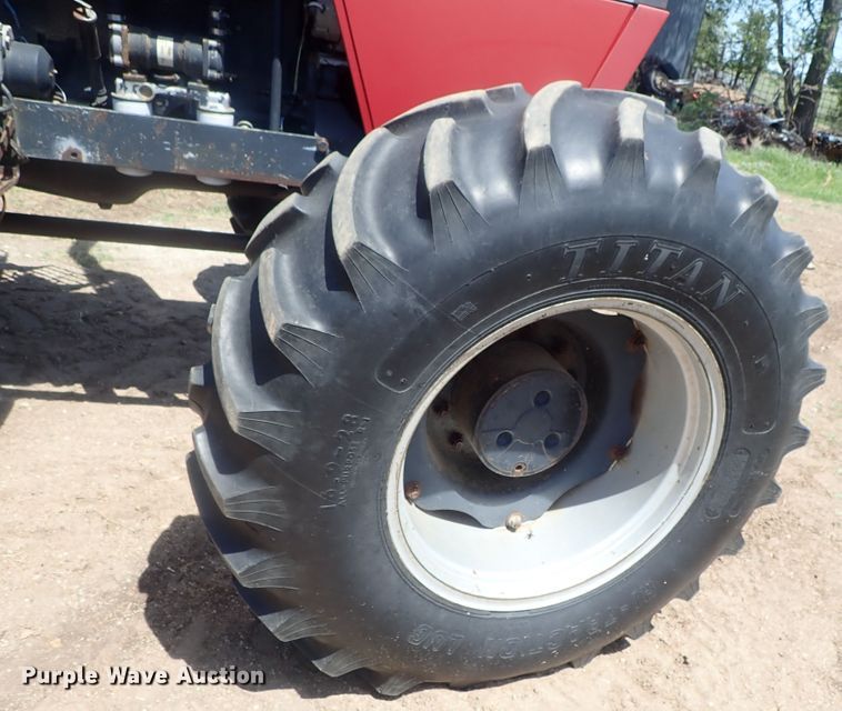 image for item DG3145 1987 Case IH 2294 MFWD tractor