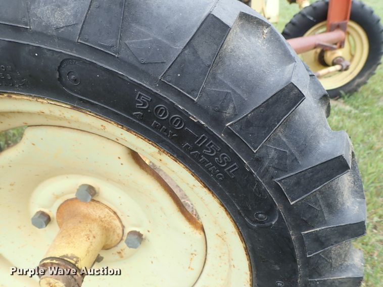 image for item DG3154 New Holland 260 hay rake