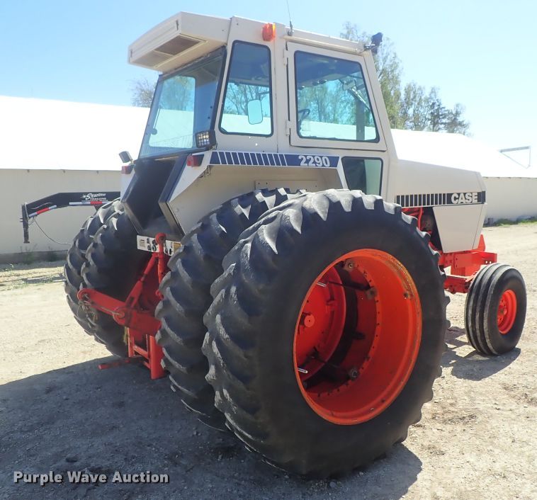 image for item DG3171 1981 Case 2290 tractor