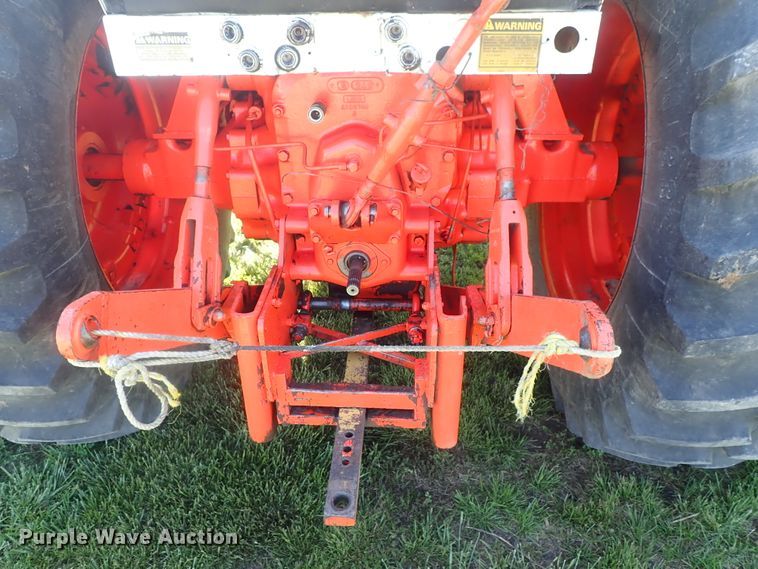 image for item DG3171 1981 Case 2290 tractor