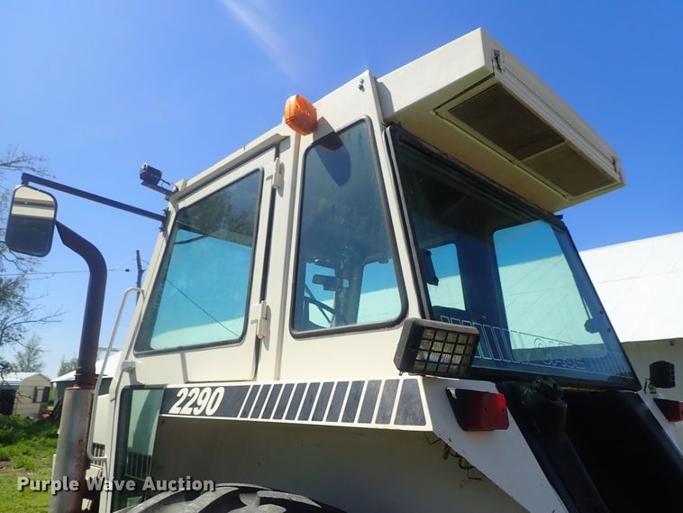 image for item DG3171 1981 Case 2290 tractor