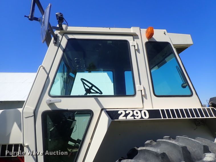 image for item DG3171 1981 Case 2290 tractor