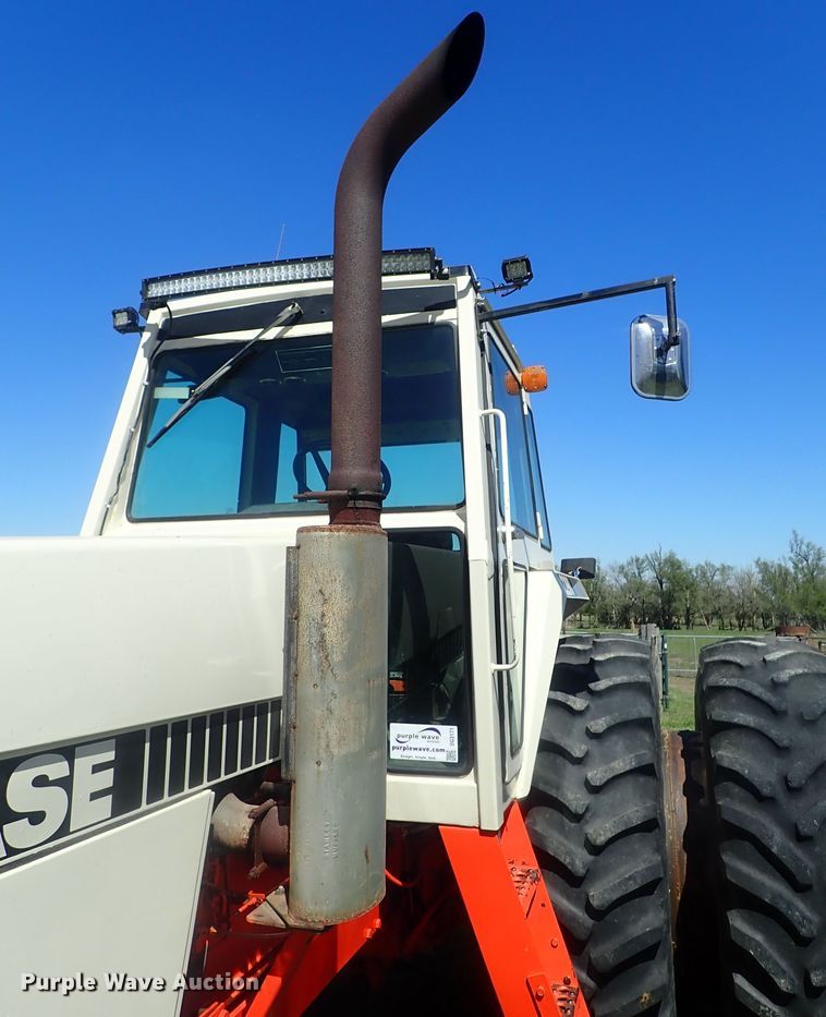 image for item DG3171 1981 Case 2290 tractor