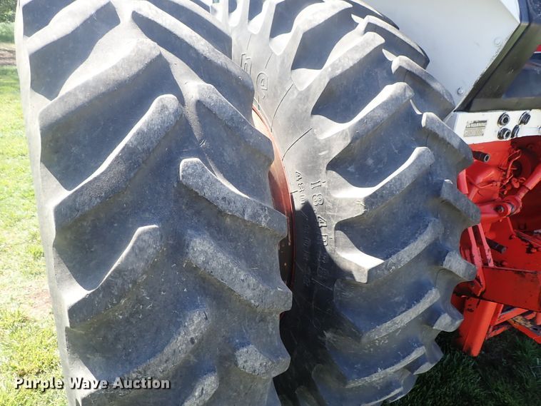 image for item DG3171 1981 Case 2290 tractor