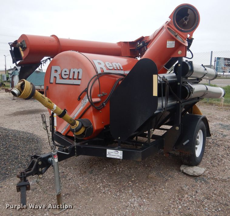 image for item DG5970 Rem 3700 grain vacuum