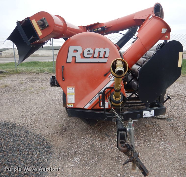 image for item DG5970 Rem 3700 grain vacuum