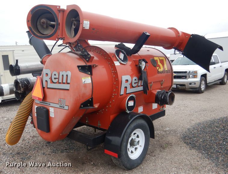 image for item DG5970 Rem 3700 grain vacuum