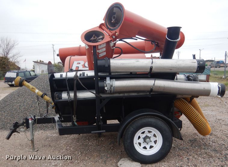 image for item DG5970 Rem 3700 grain vacuum