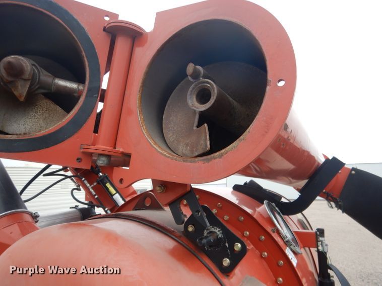 image for item DG5970 Rem 3700 grain vacuum