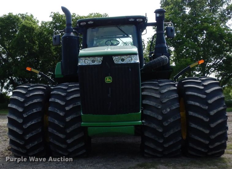 image for item DH2466 2015 John Deere 9520R 4WD tractor