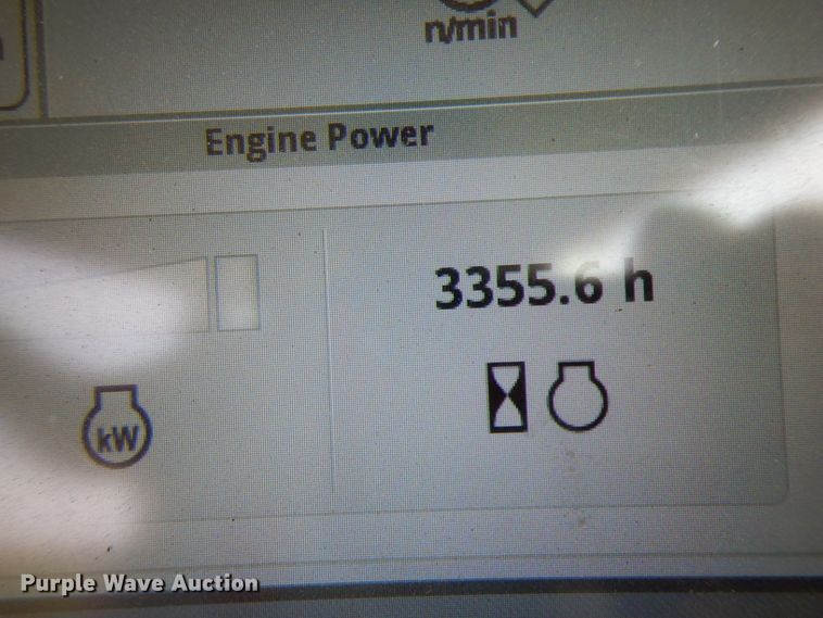 image for item DH2466 2015 John Deere 9520R 4WD tractor