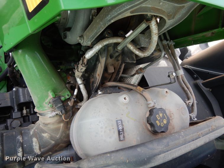 image for item DH2466 2015 John Deere 9520R 4WD tractor