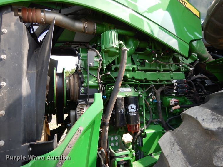 image for item DH2466 2015 John Deere 9520R 4WD tractor