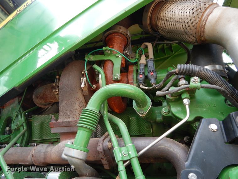 image for item DH2466 2015 John Deere 9520R 4WD tractor