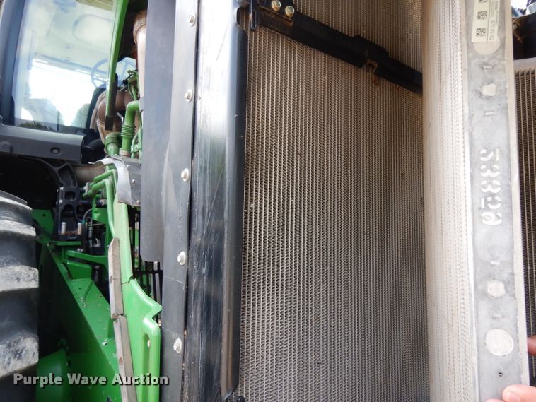 image for item DH2466 2015 John Deere 9520R 4WD tractor