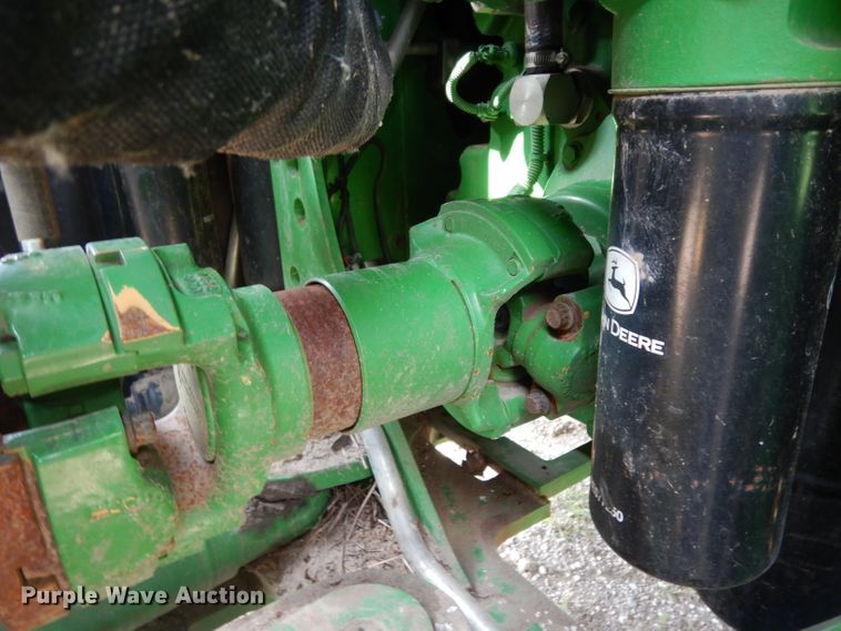 image for item DH2466 2015 John Deere 9520R 4WD tractor