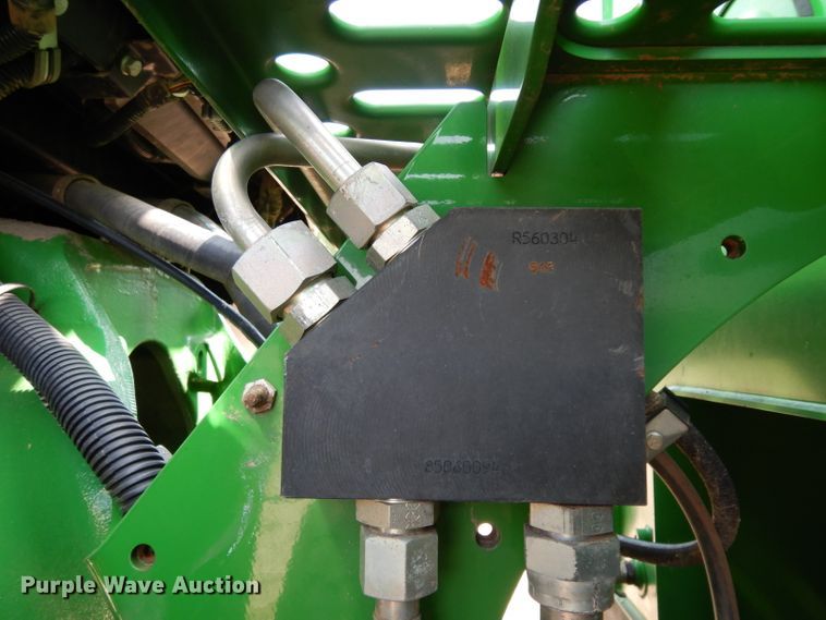 image for item DH2466 2015 John Deere 9520R 4WD tractor