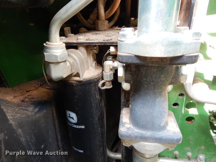 image for item DH2466 2015 John Deere 9520R 4WD tractor