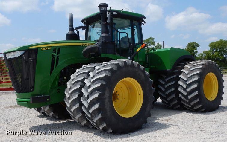 image for item DH2467 2015 John Deere 9520R 4WD tractor