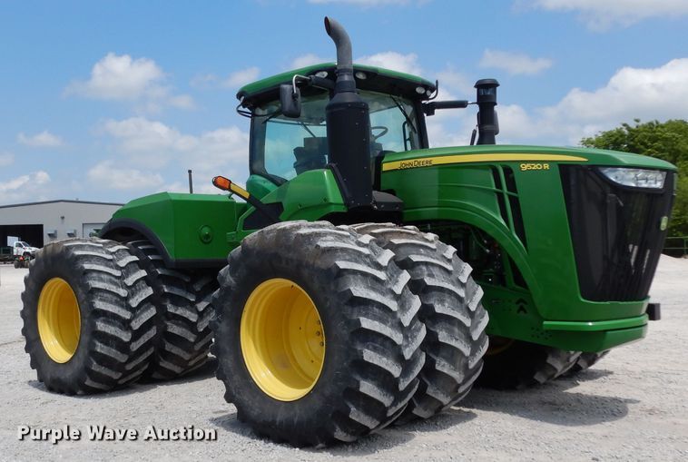 image for item DH2467 2015 John Deere 9520R 4WD tractor