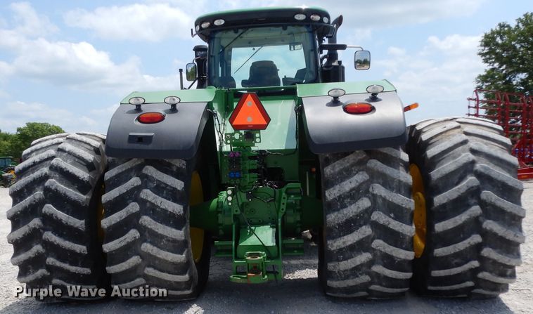 image for item DH2467 2015 John Deere 9520R 4WD tractor