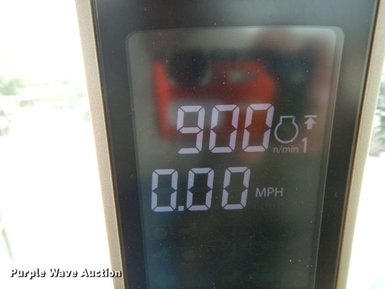 image for item DH2467 2015 John Deere 9520R 4WD tractor