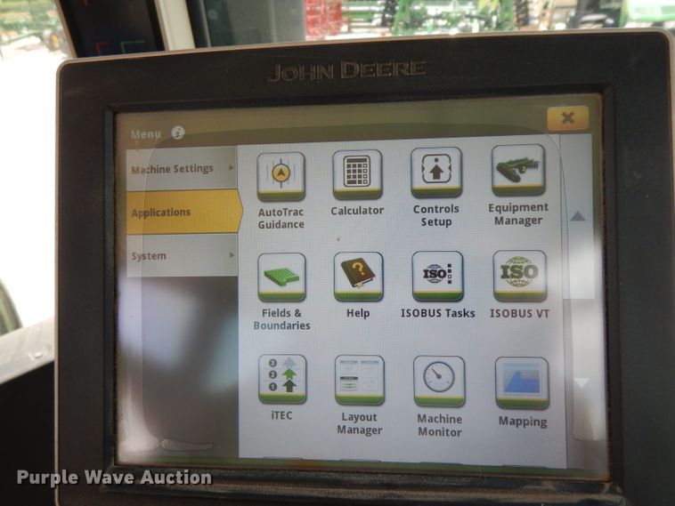 image for item DH2467 2015 John Deere 9520R 4WD tractor