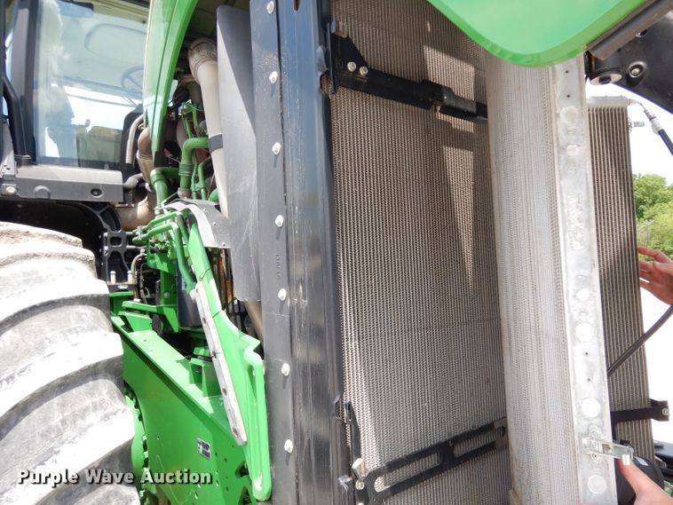 image for item DH2467 2015 John Deere 9520R 4WD tractor